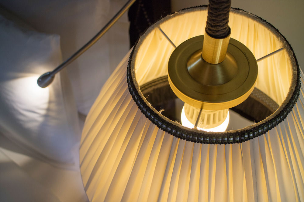 Hotel Des Indes The Hague Exterior photo A pleated lampshade